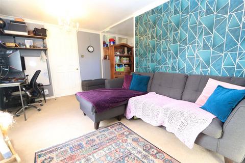 2 bedroom maisonette for sale, Mezen Close, Northwood, London, HA6