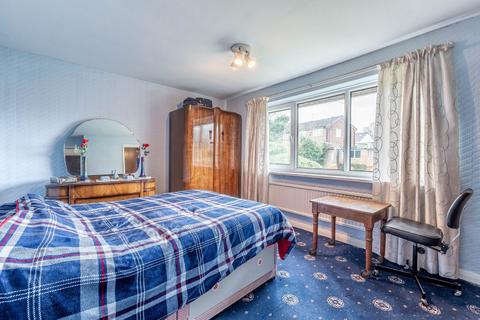 24 Ashlea Close, Garforth, Leeds, LS25 1JX