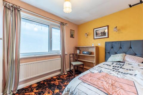 24 Ashlea Close, Garforth, Leeds, LS25 1JX