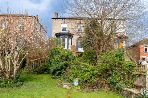 15 Vesper Road, Leeds, LS5 3NU