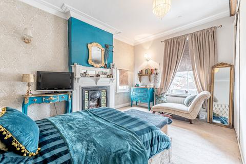 15 Vesper Road, Leeds, LS5 3NU