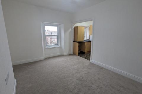 1 bedroom flat for sale - Flat 4,  58 Mostyn Avenue, Llandudno