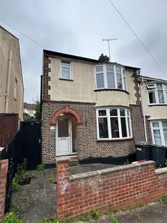 3 bedroom semi-detached house to rent, Colin Road, Luton