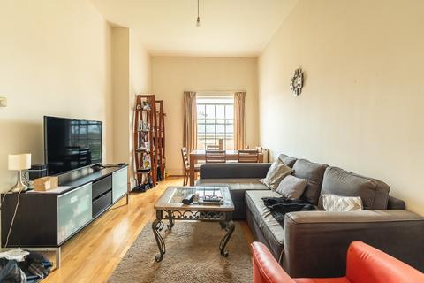 2 bedroom apartment for sale, Royal Drive, London N11