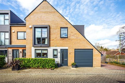 4 bedroom semi-detached house for sale - St. Matthews Road, Winchester, Hampshire, SO22