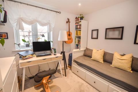 2 bedroom apartment for sale - Newland Avenue, Bishop's Stortford, Hertfordshire, CM23