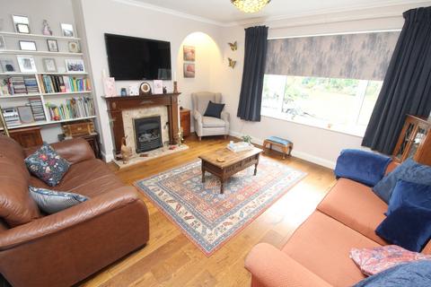 4 bedroom semi-detached house for sale, Gimson Avenue, Leicester LE9