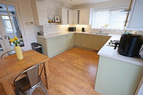 3 Green Bank, Barnoldswick, BB18 6HX