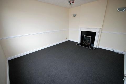 3 bedroom terraced house to rent, Hoods Way, Bilton, Rugby, CV22