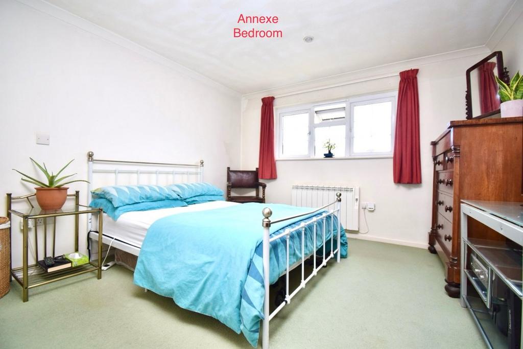 Annexe Double Bedroom