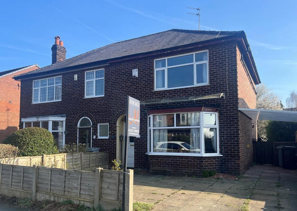 Buckingham Road, Wilmslow 3 bed semidetached house for sale £399,950