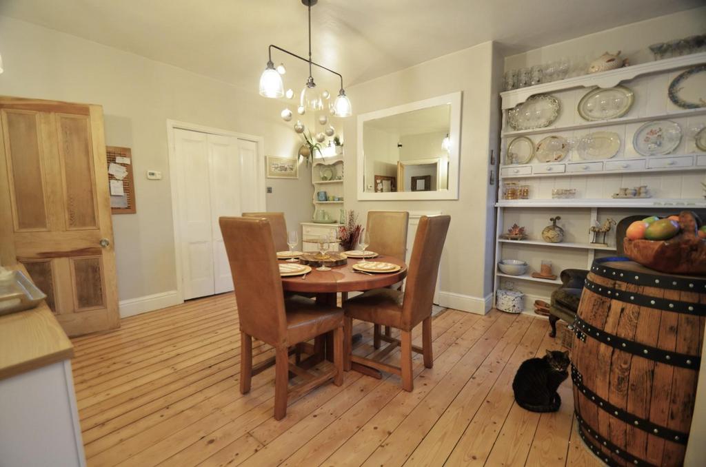 Altrincham Road - Dining Room .JPG