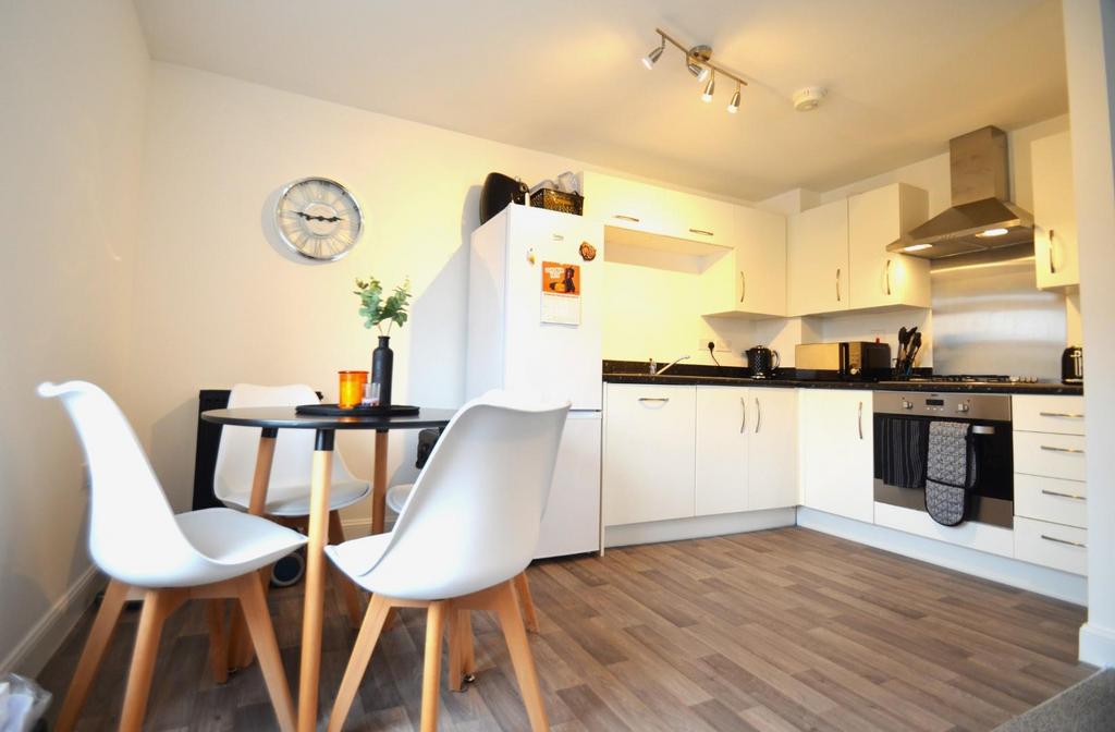 Primrose- Kitchen .JPG