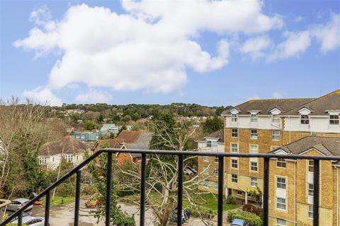 2 bedroom flat for sale, Norwich Avenue West, Bournemouth BH2