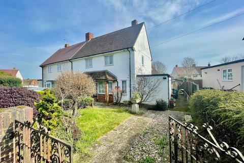 3 bedroom semi-detached house for sale, The Close, Borough Green TN15