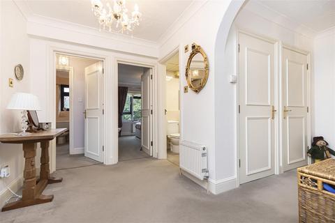 2 bedroom flat for sale - Christchurch Road, Bournemouth BH1