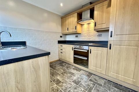 190 Sandgate Drive, Kippax, Leeds, LS25 7QS