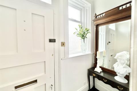 625 Durham Road, Gateshead, NE9 5HA