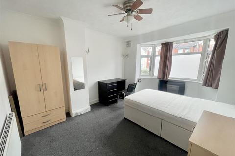 2 bedroom apartment to rent - Hollingdean Terrace, Brighton