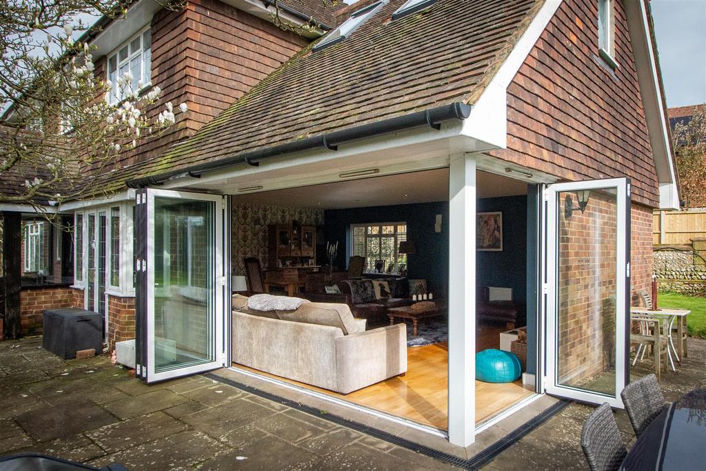 Corner Bi-Folds
