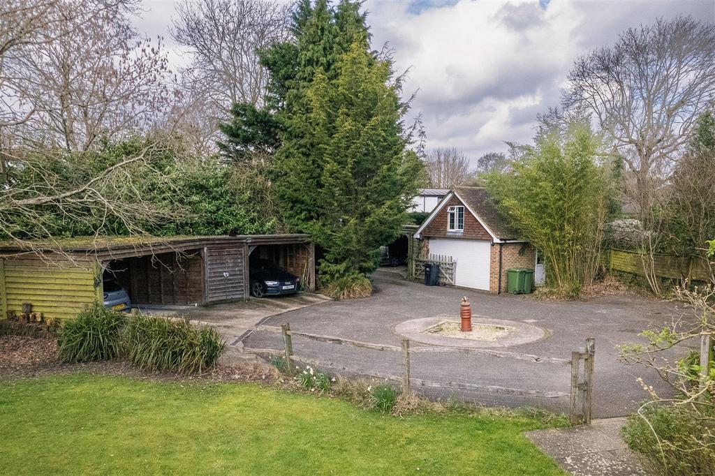Car Port, Driveway & Double Garage