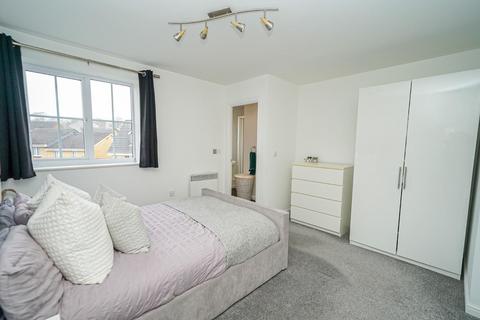2 bedroom flat for sale, Goodman Drive, Leighton Buzzard