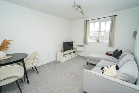 2 bedroom flat for sale - Goodman Drive, Leighton Buzzard