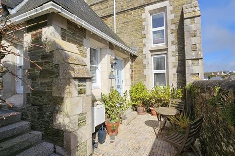 Flat 1, The Old School House Daglands Road, Fowey, PL23 1JL