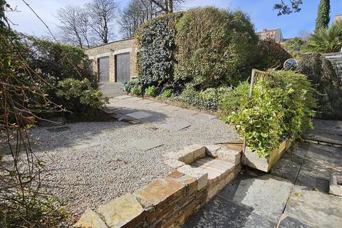Flat 1, The Old School House Daglands Road, Fowey, PL23 1JL