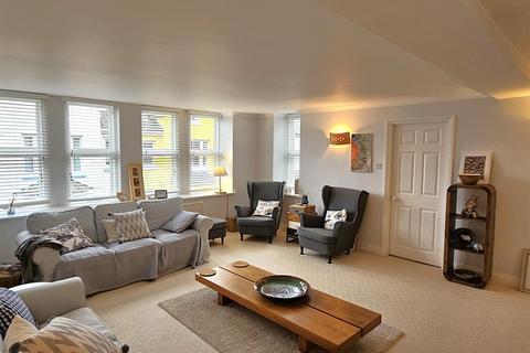 Flat 1, The Old School House Daglands Road, Fowey, PL23 1JL