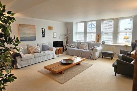 Flat 1, The Old School House Daglands Road, Fowey, PL23 1JL