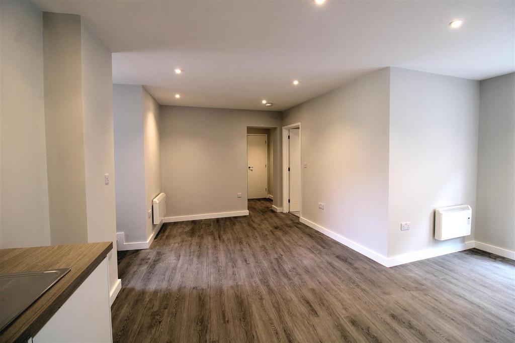 Lounge-dining area