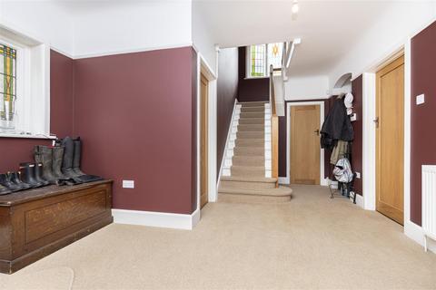 53 Leeson Road, Bournemouth, BH7 7AZ