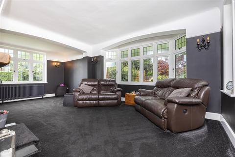53 Leeson Road, Bournemouth, BH7 7AZ