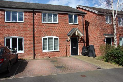 4 bedroom semi-detached house for sale, Moat Lane, Lower Upnor, Rochester