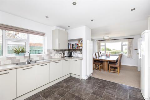 4 bedroom detached house for sale, Wharncliffe Road, Christchurch BH23
