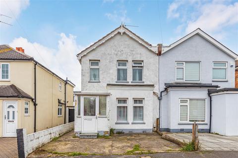 3 bedroom semi-detached house for sale - Malmesbury Park Road, Bournemouth BH8