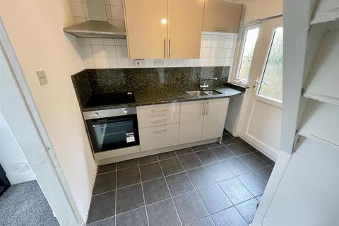 1 bedroom terraced house for sale, Hennessey Terrace, Bridge Street, Denbigh