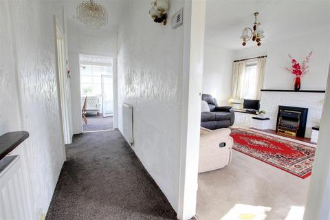 1 bedroom detached bungalow for sale, Highgate Lane, Sutton-On-Sea LN12