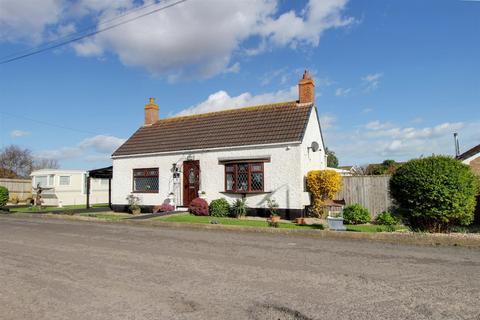 1 bedroom detached bungalow for sale, Highgate Lane, Sutton-On-Sea LN12