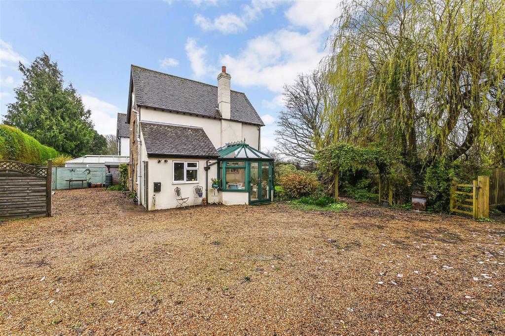 Yapton Road, Barnham 3 bed semidetached house for sale £475,000