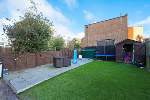 3 bedroom semi-detached house to rent - Dover House Road, London