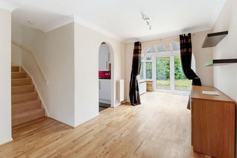 3 bedroom semi-detached house for sale - Woodlea, Leybourne, ME19 5QY