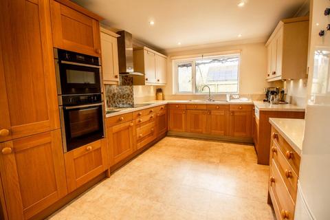 4 bedroom detached house for sale, Church Lane, Abington, Cambridge