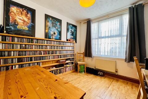44 Denmark Street, Folkestone, CT19 6EQ