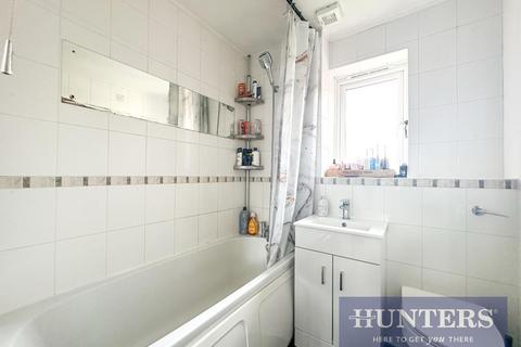 98 Cotswold Way, Worcester Park, KT4 8LN