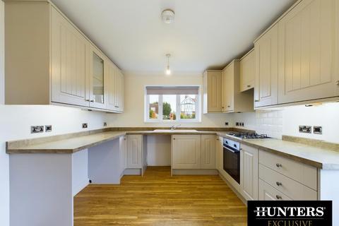4 bedroom detached bungalow for sale - Southsea Road, Flamborough, Bridlington