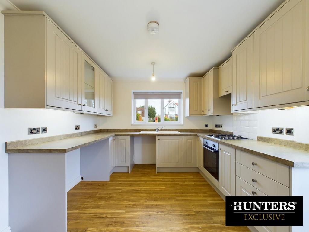 CAM03696 G0-PR0023-STILL011.jpg