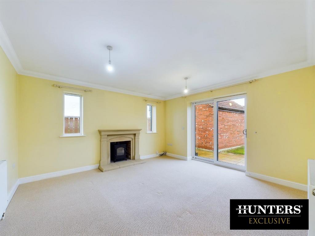 CAM03696 G0-PR0023-STILL001.jpg