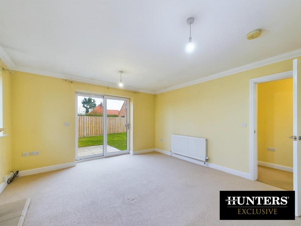 CAM03696 G0-PR0023-STILL003.jpg